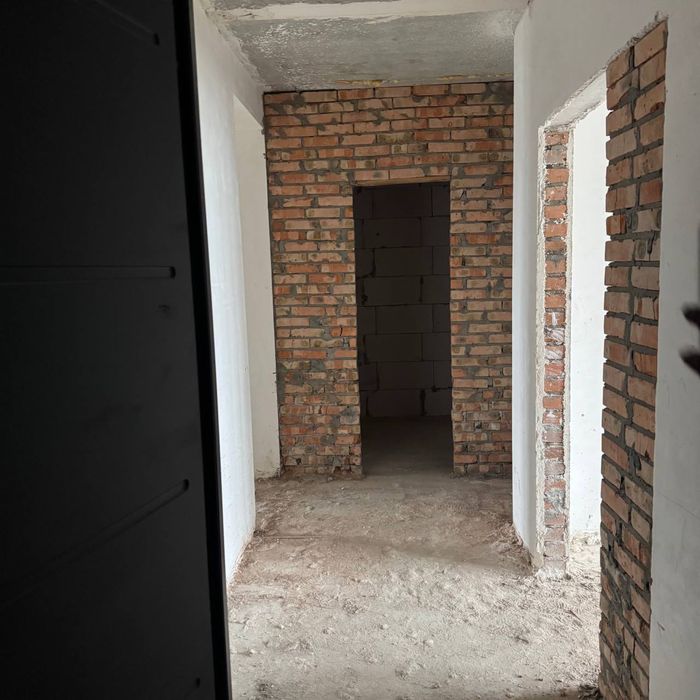 2-кімнатна квартира в Бучі 64 м² . Поруч школа, садок, електричка