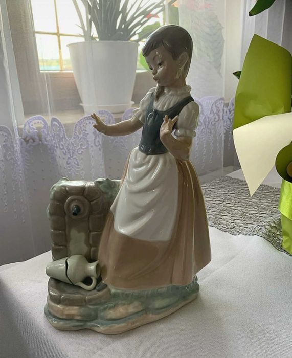 Figurka z porcelany nao by LLADRO