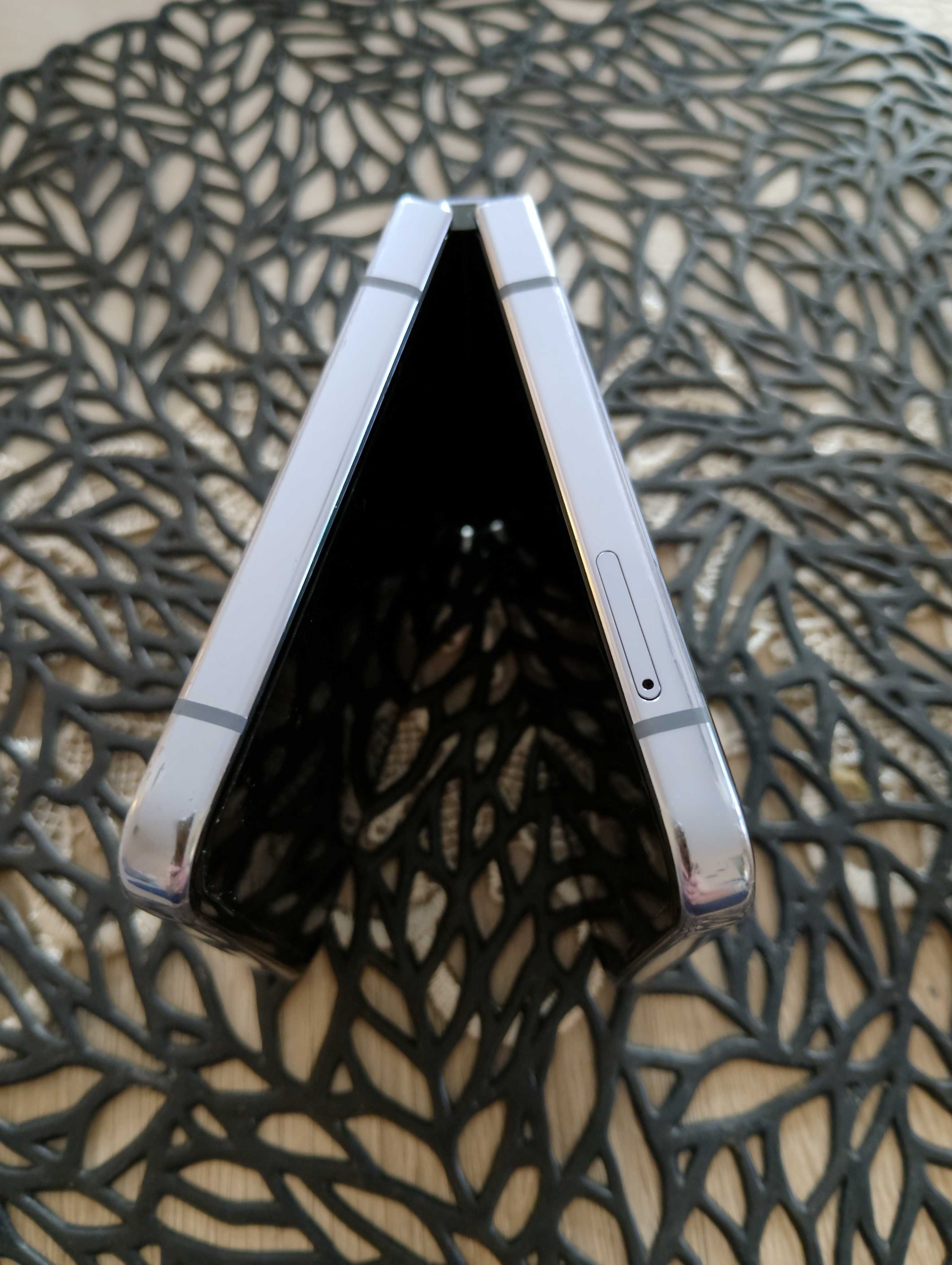 Samsung Galaxy Z Flip4 8/256G