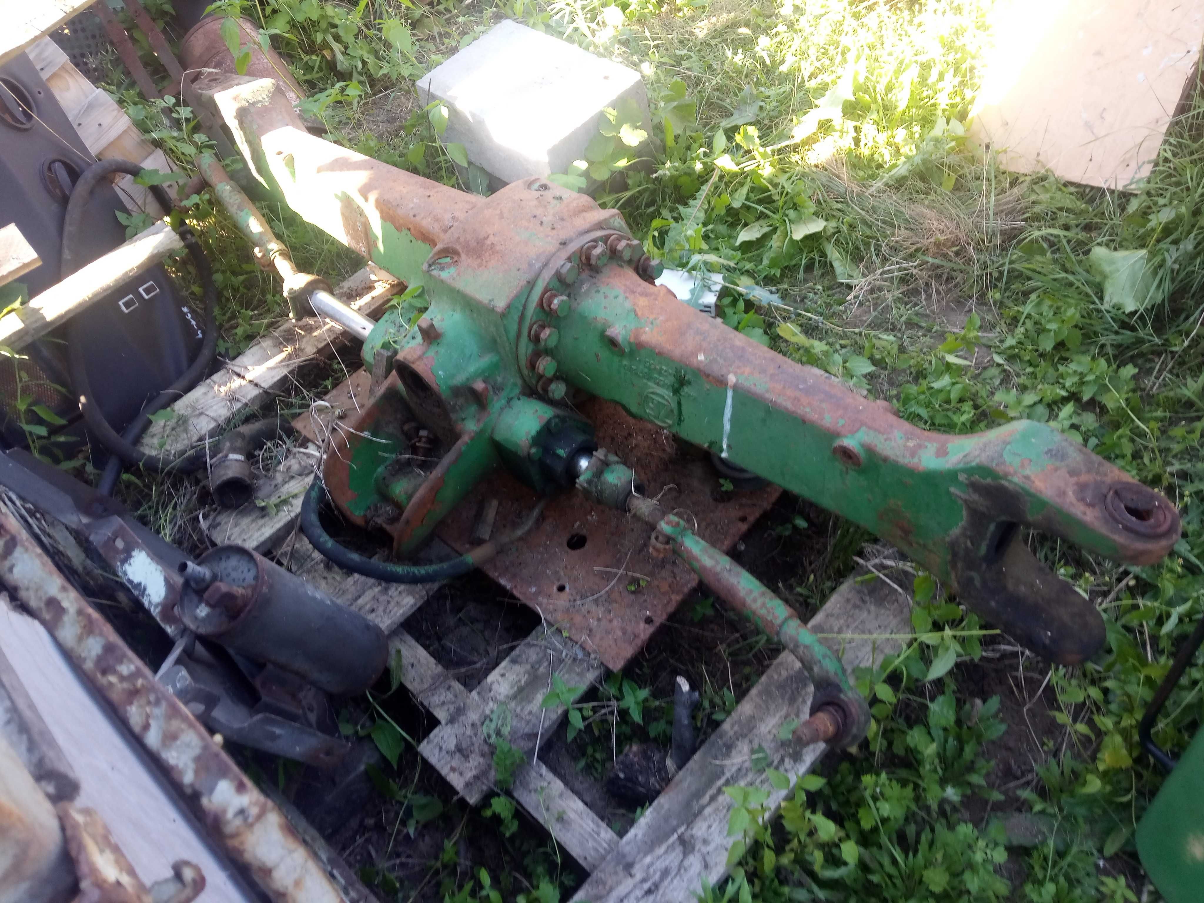 John Deere 2140 obudowa przedniej osi przedniego napędu mostu APL 345