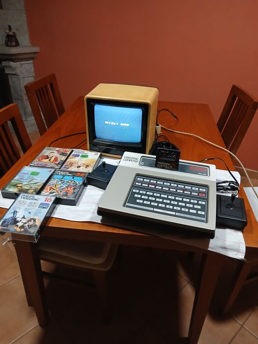 Consola de jogos Philips G7000- videopac computer