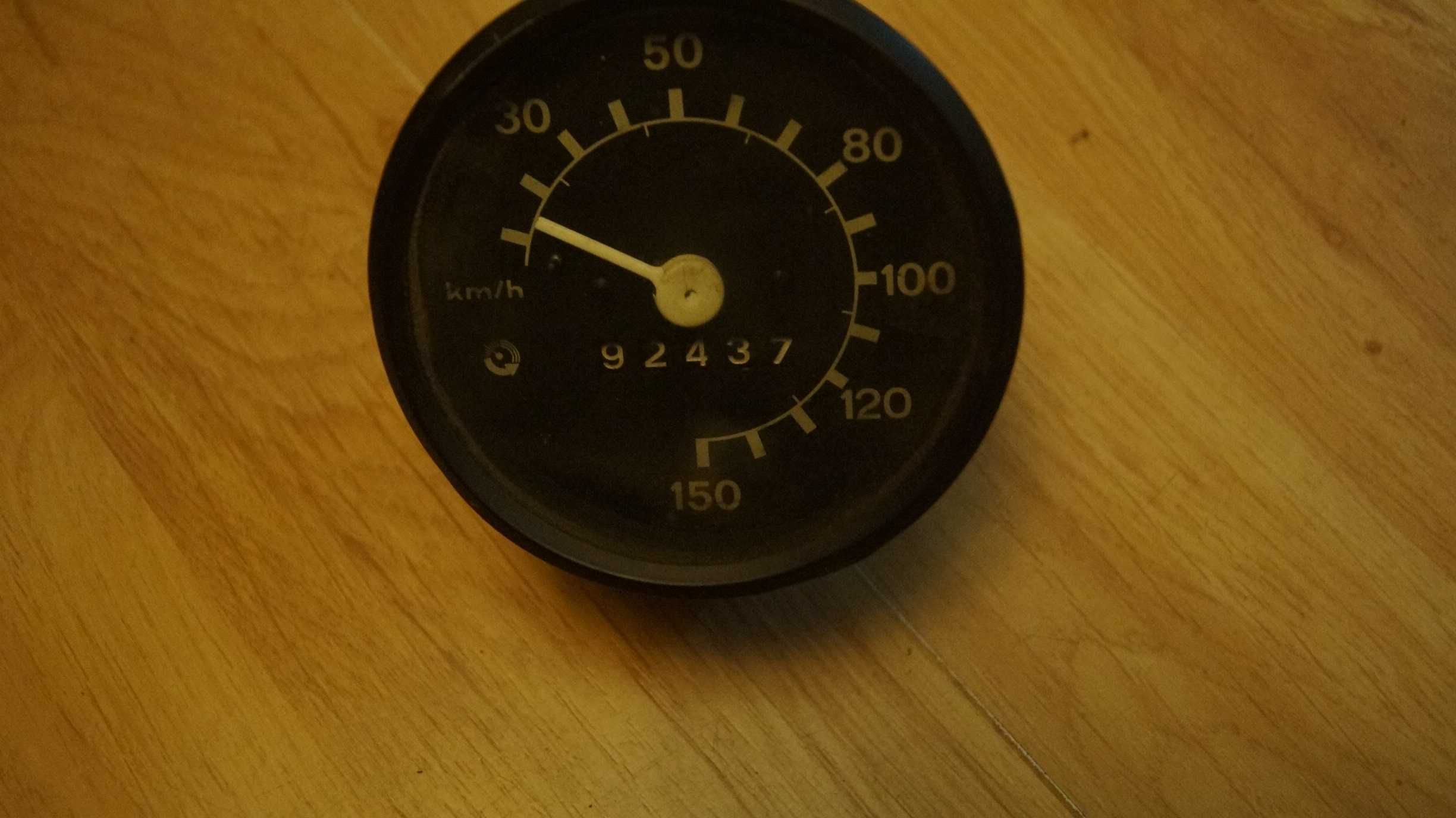 Wartburg 353  Licznik prędkościomierz zegar oryginał