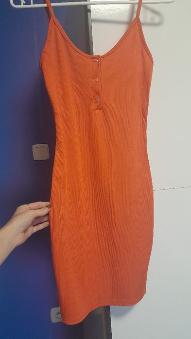 Zestaw 4 letnich sukienek xs