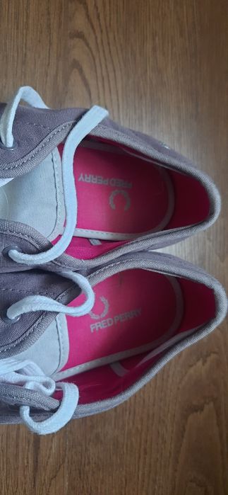 Кеди fred perry 41 розмір 26 см.