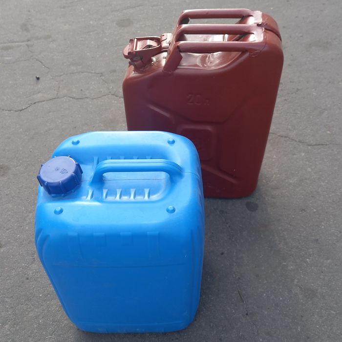 Каністра для гсм пластик,метал