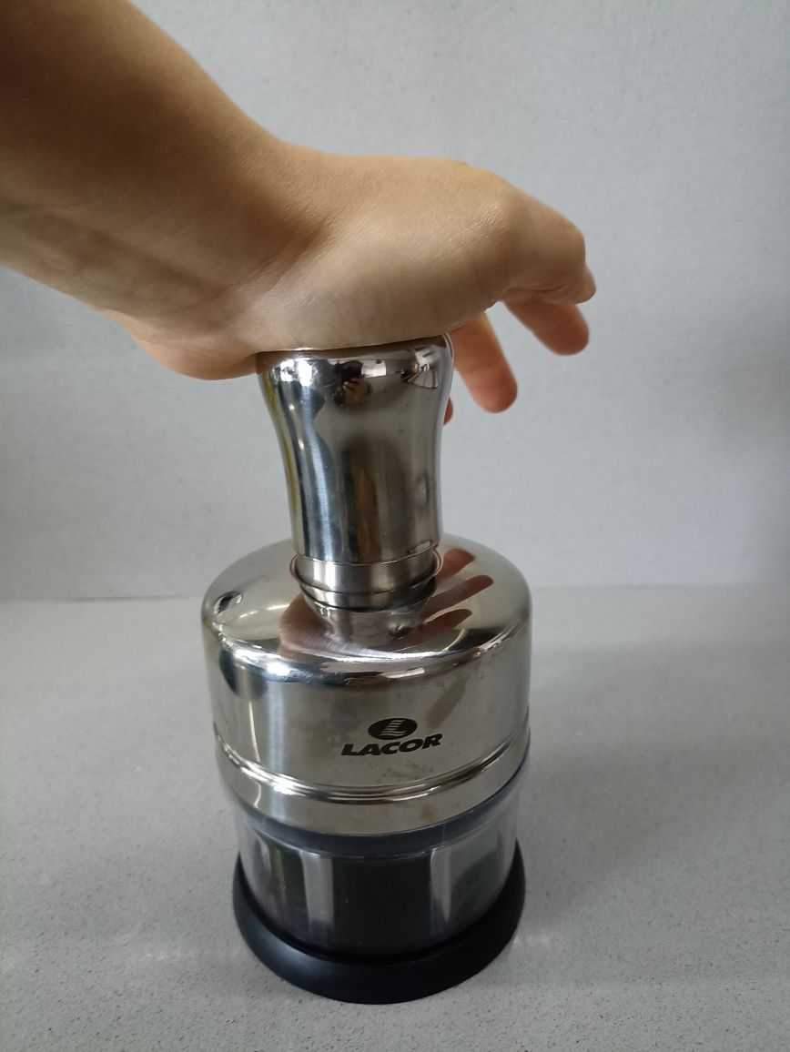 Picador em inox com pouco uso