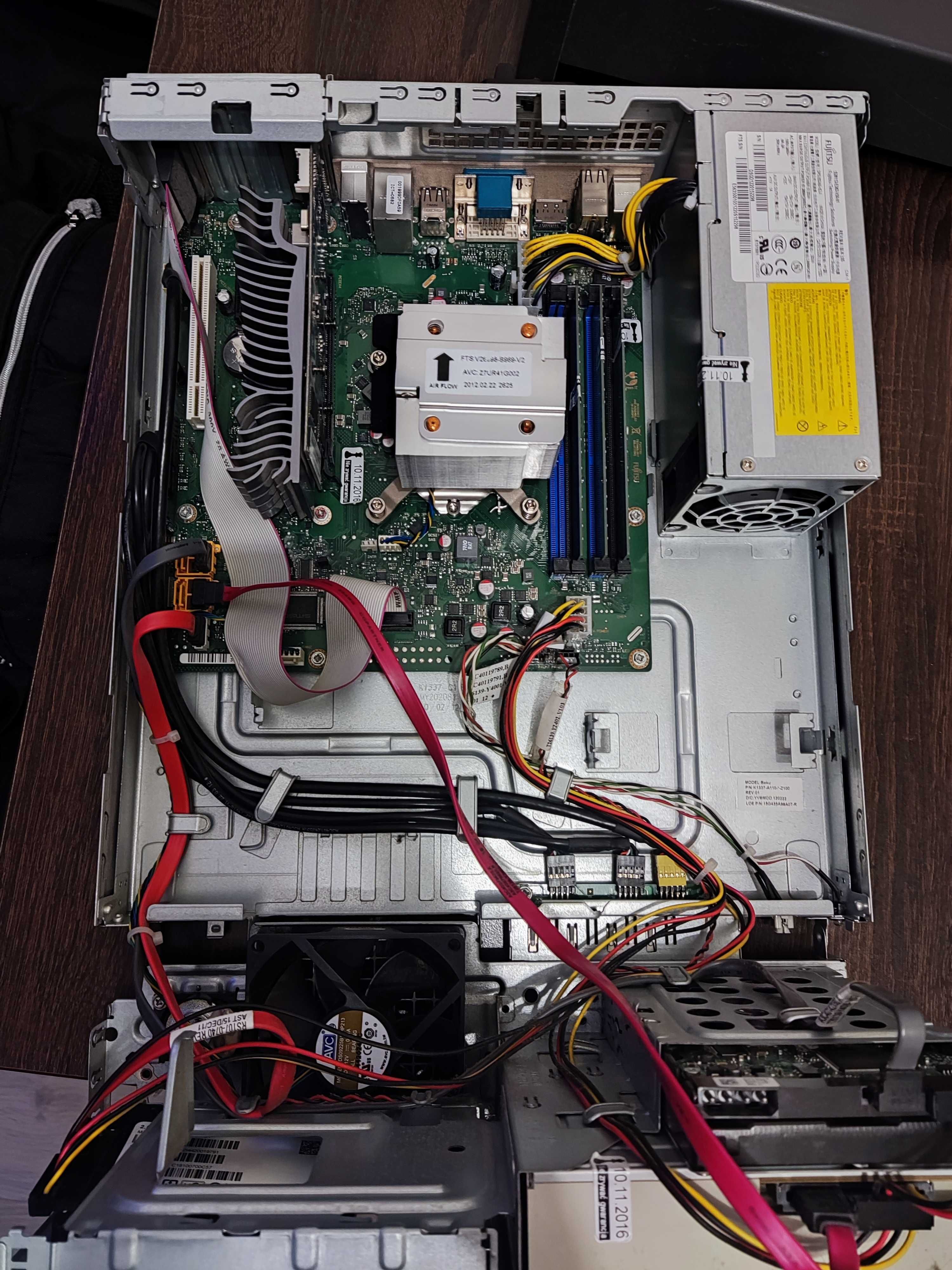 komputer Fujitsu Esprimo E700