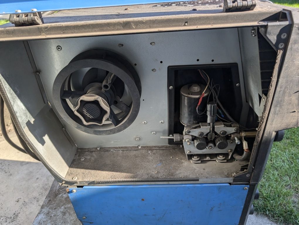 Spawarka migomat Most Fanmig 400-4N Synergy