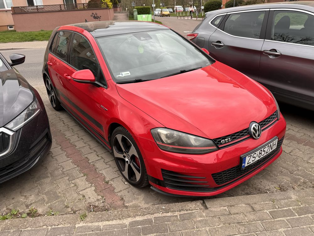 VOLKSWAGEN GOLF GTI 2.0 DSG 298 PS Performance