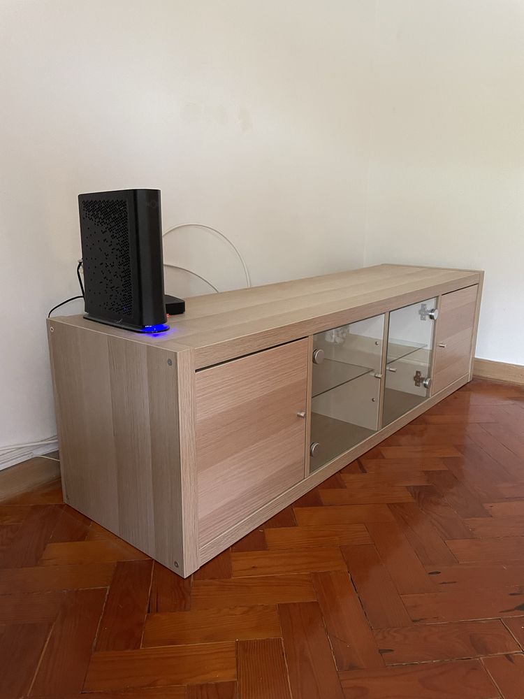 Móvel de TV KALLAX (Ikea)