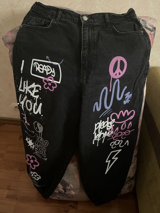 Джогери Bershka в гарному стані