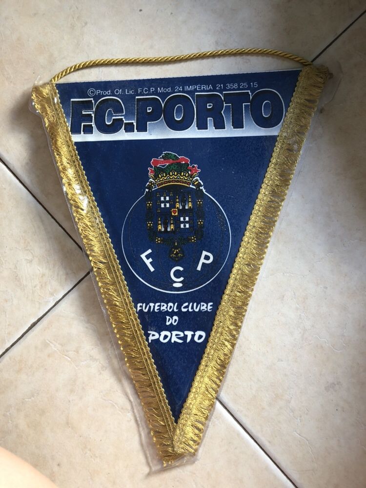 Galhardetes do F. C. do Porto