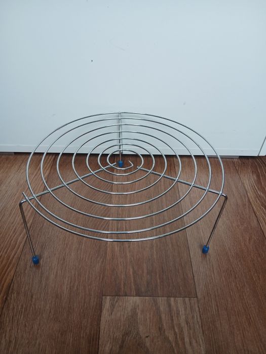 Підставка для гарячого металева  нова.