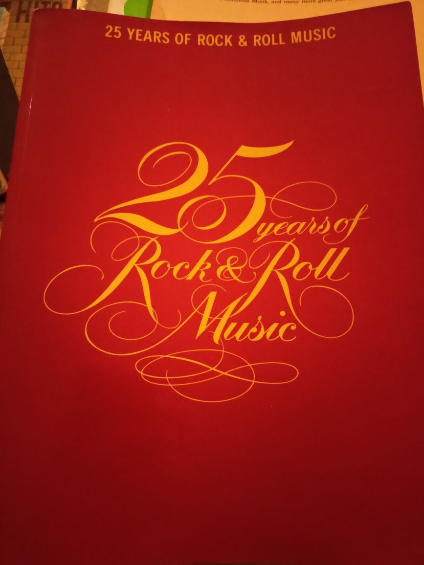 25 years rock&roll music nuty