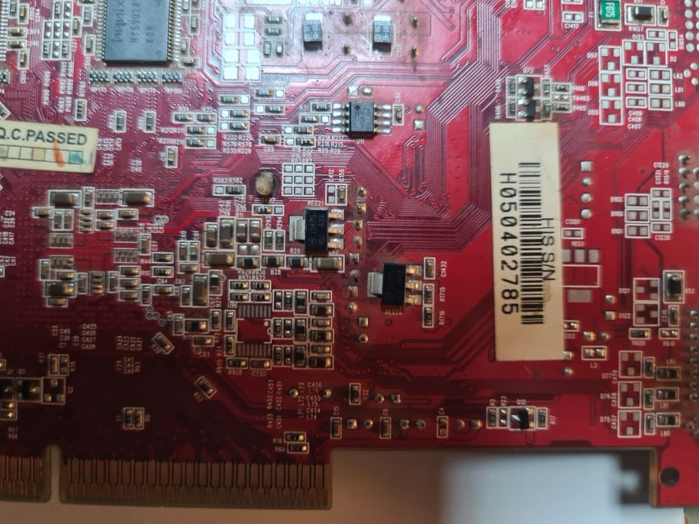 Karta graficzna Radeon HIS 9600, 128mb vivo AGP retro Pc