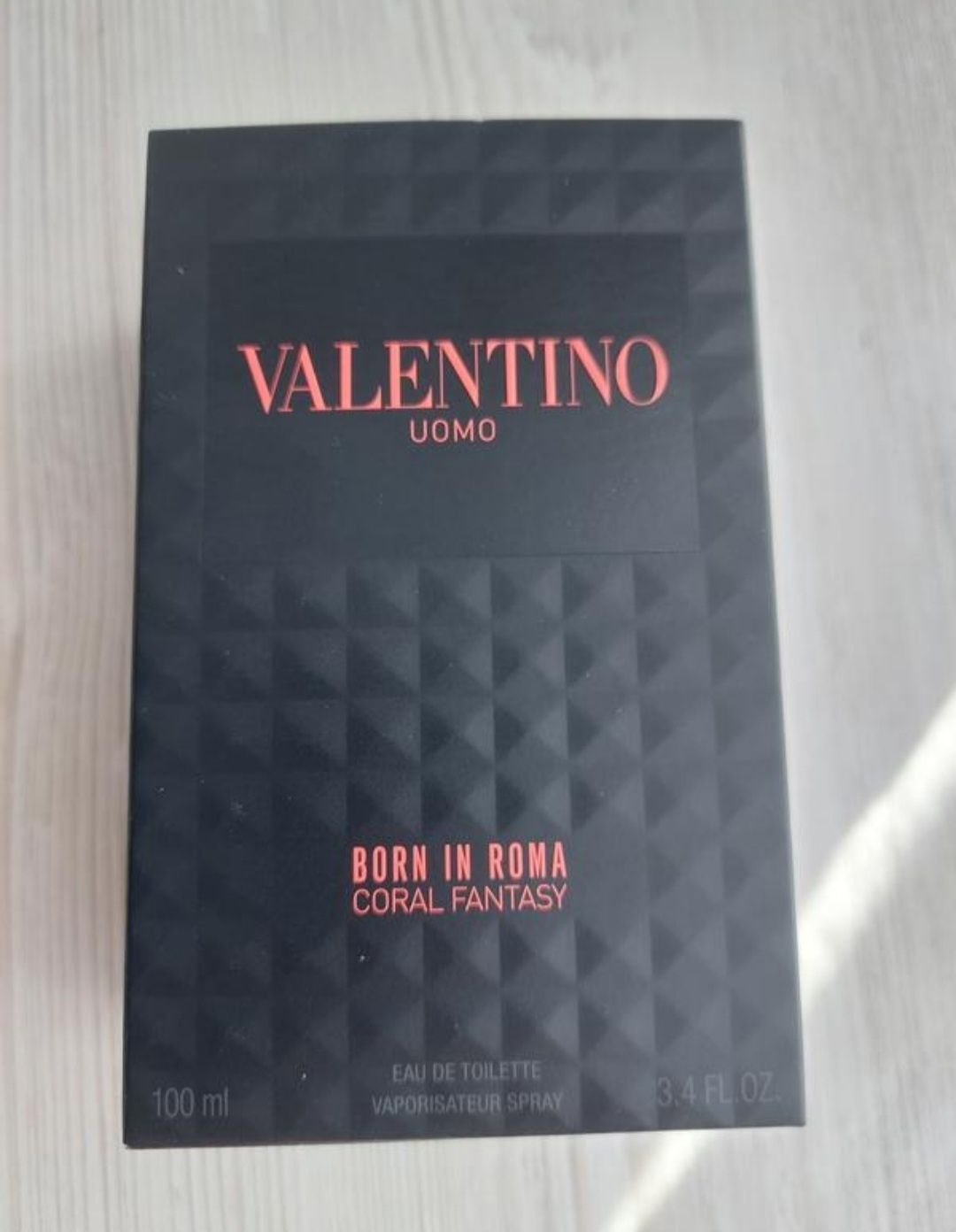 Туалетная вода VALENTINO Born in Roma Uomo coral fantasy.