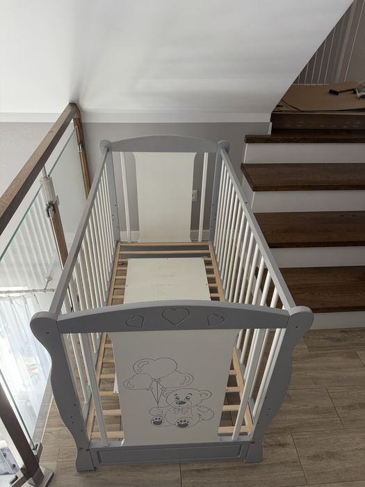 Oddam za darmo łóżeczko dzieciece.