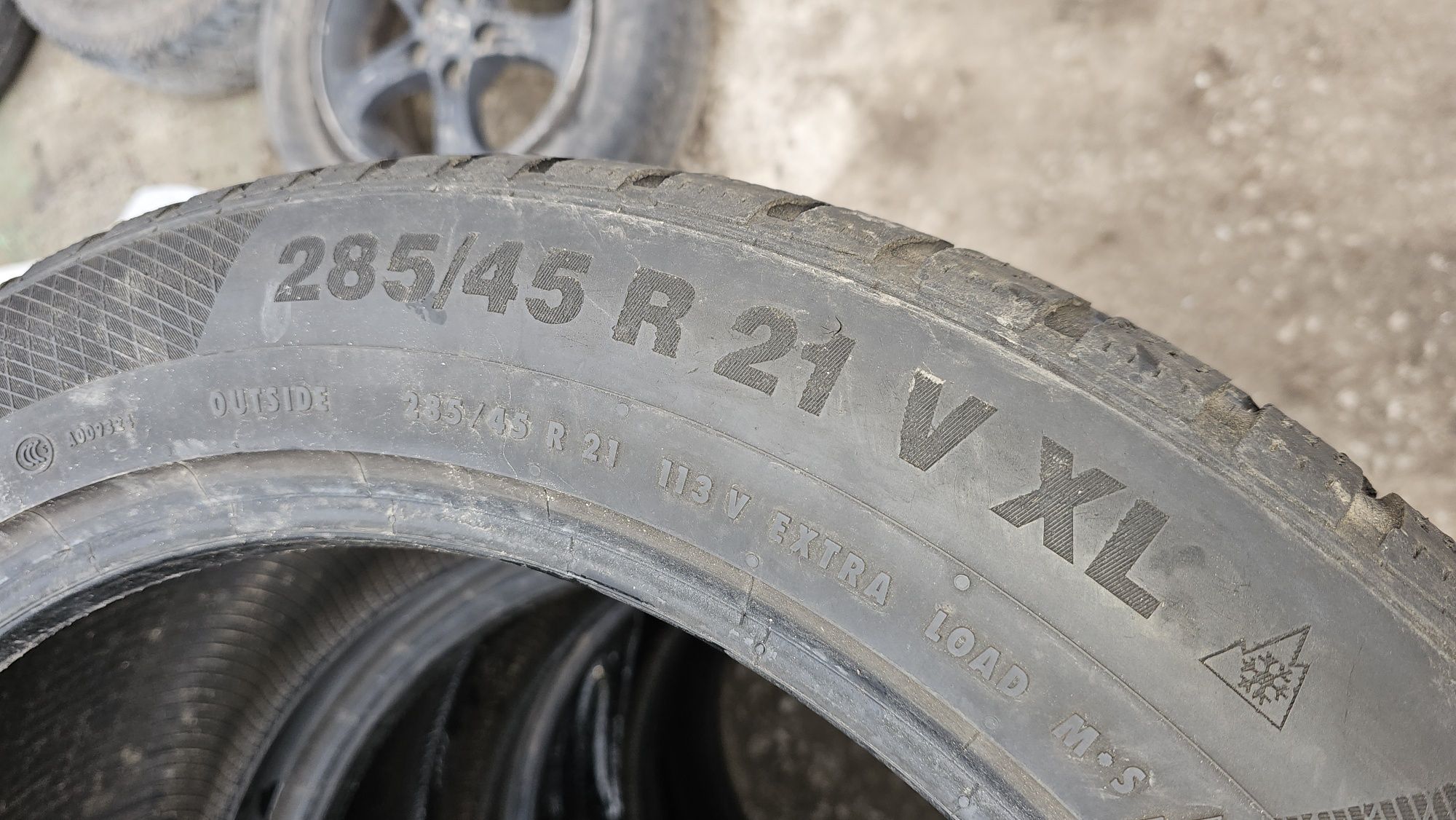 Резина зимняя 285 45 r21 радиус 21 колесо зима