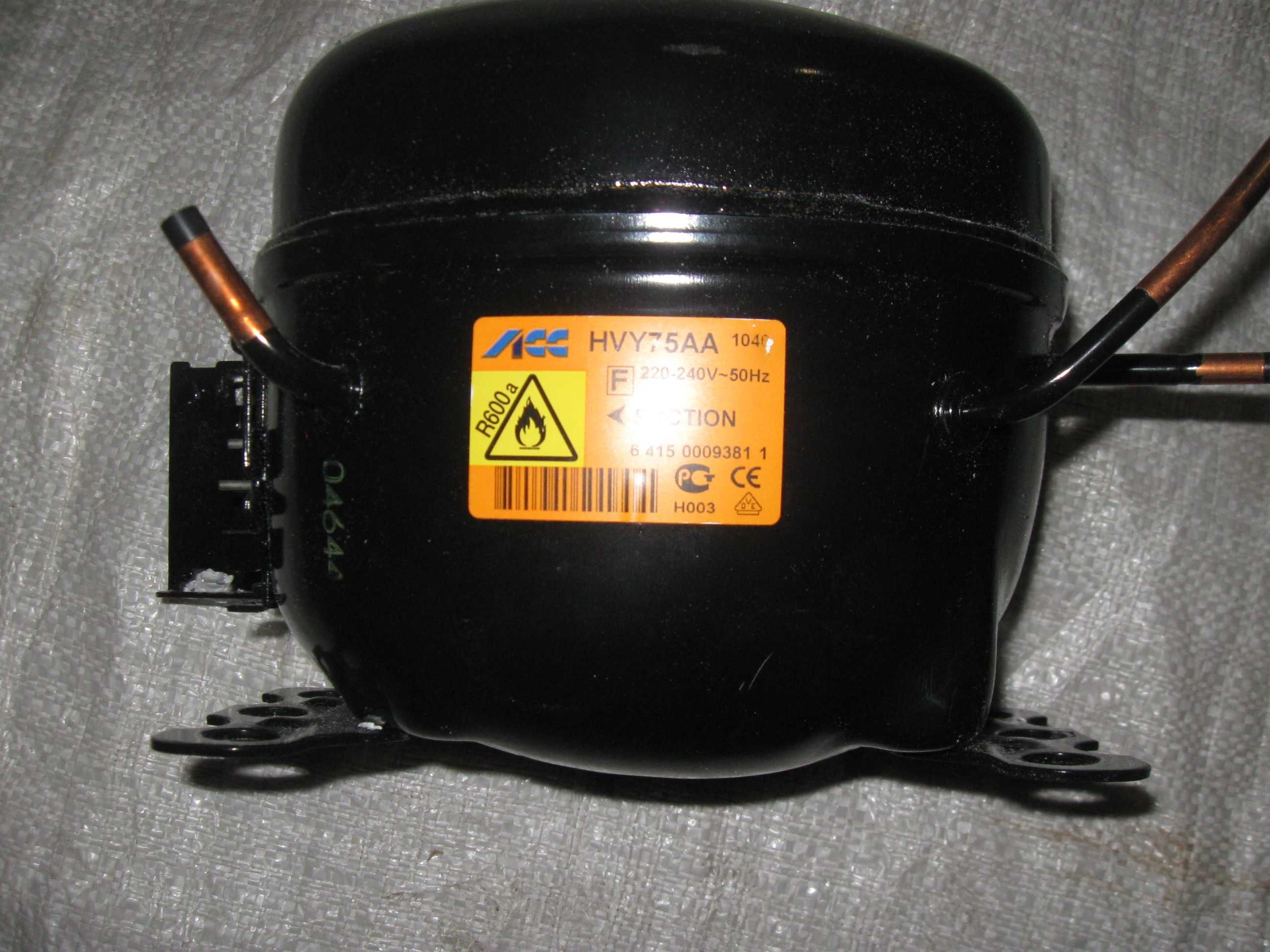 Компресора холод. Panasonic DB 110CRAW5 \HVY 75AA,Samcung DF-92-00023