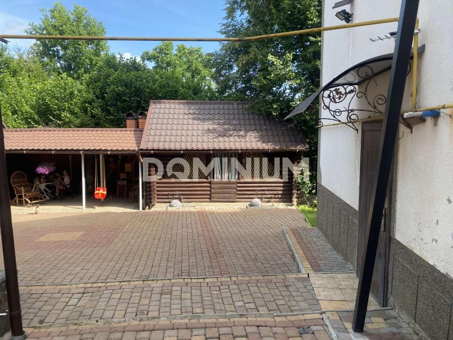 Продається будинок у мальовничому селі