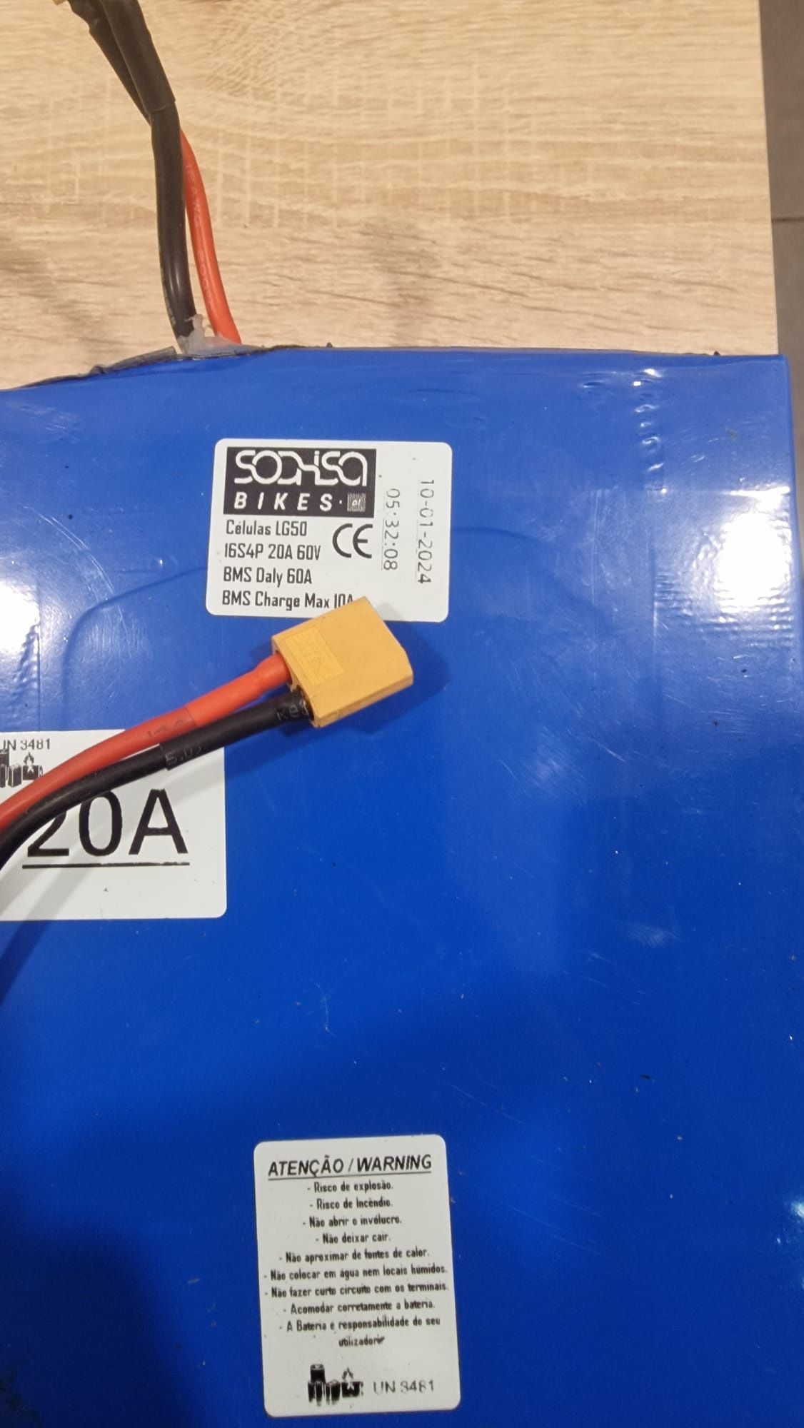 Bateria de mota elétrica nova