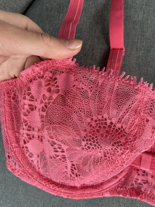 Мʼякий рожевий бюстгальтер Chantelle 75d, французька білизна
