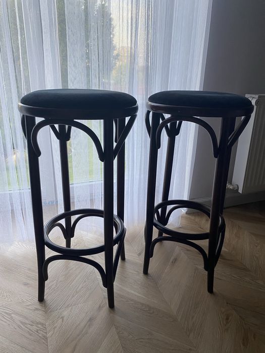 Hoker stolek barowy FAMEG