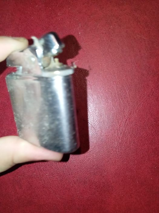 Isqueiro roson antigo não tem gás