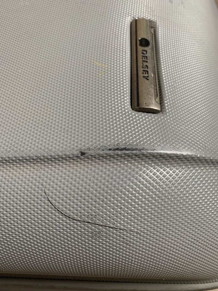 Delsey EXTENDO II модель 617820, 69 см