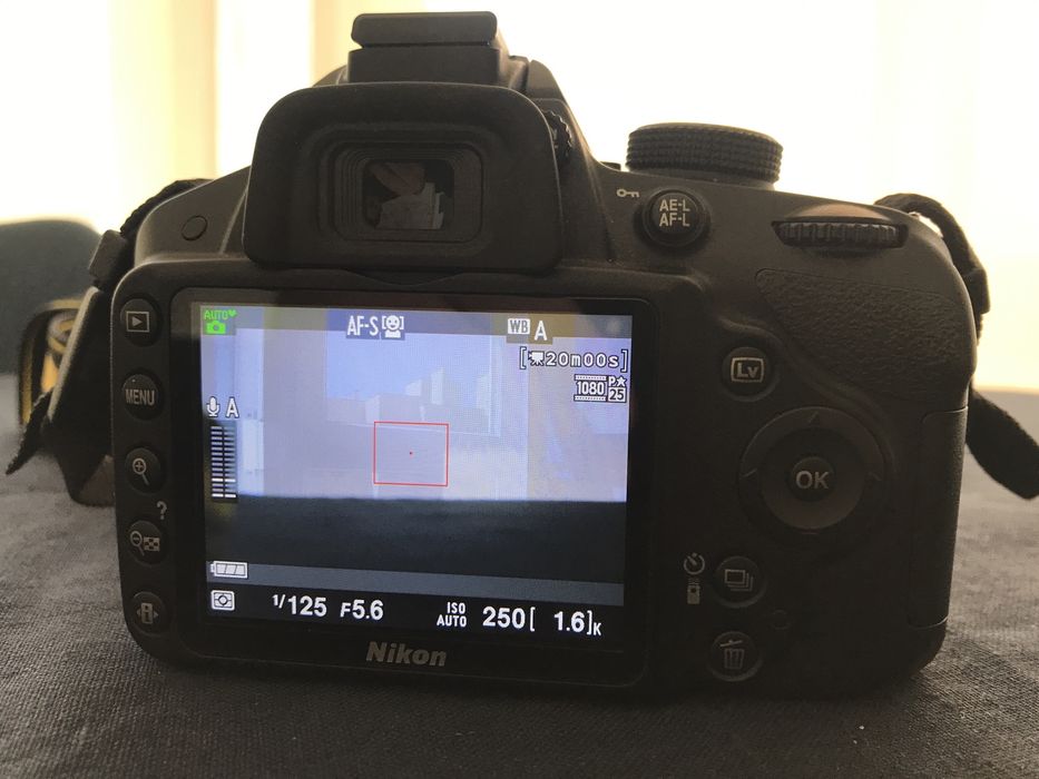 Nikon D3200 + Lente 18-55mm