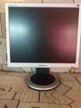 Цифровий монітор Samsung SincMaster 710t