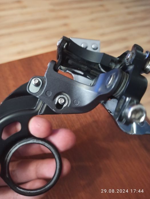 Передний переключатель