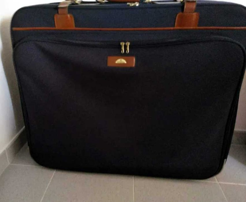 Mala de viagem azul Samsonite (com rodas)