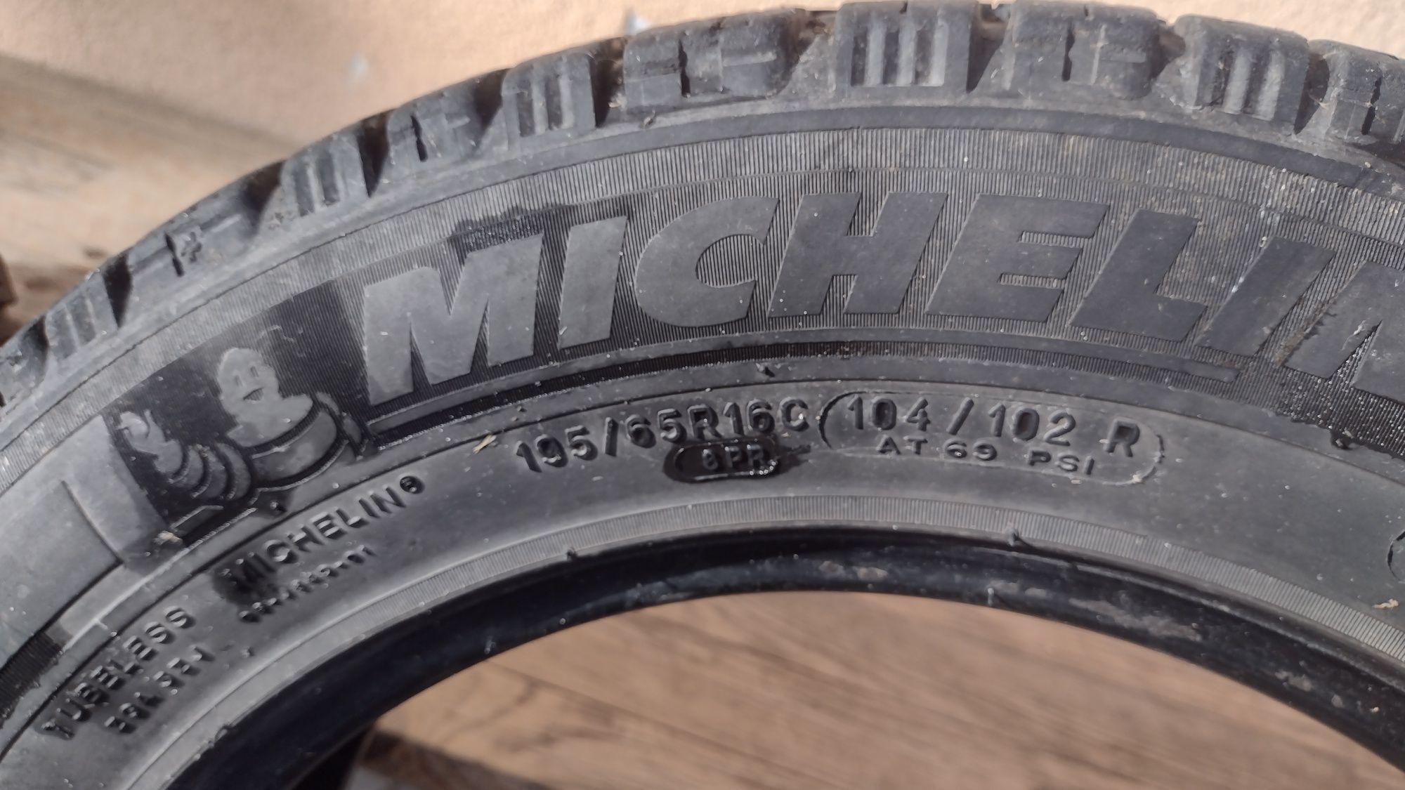 Шини Michelin Agilis зима m+s 195/65/16c б.у