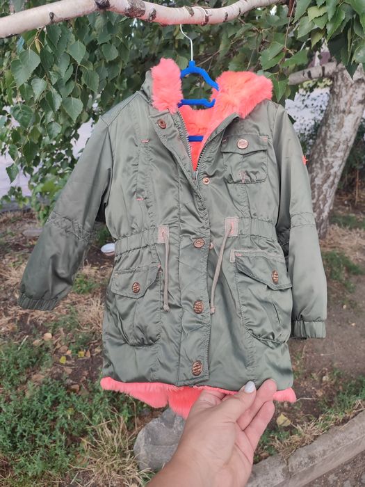 Куртка осінньо-зимова на дівчинку 2-4 роки