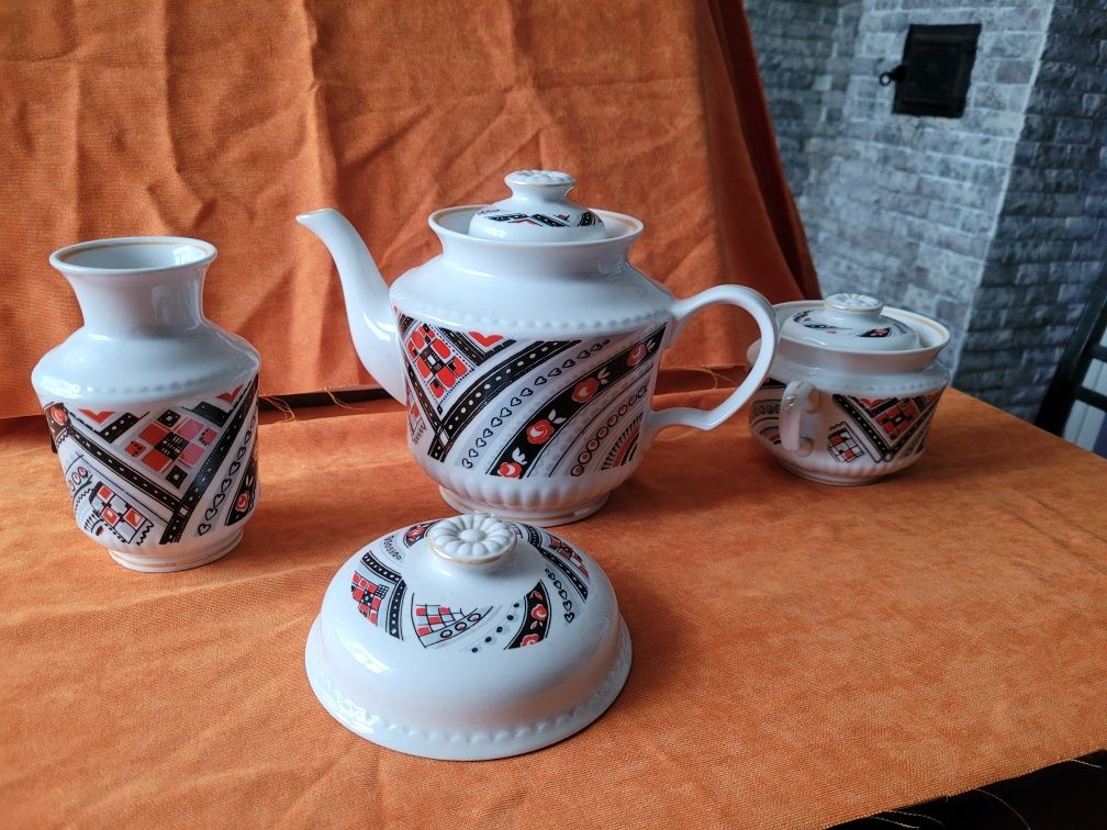 Сервіз Вишиванка, неповний 4 предмета