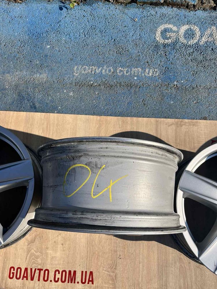 Goauto диски Porsche 5/130 r18 et53 8j dia71,7 в чудовому стані