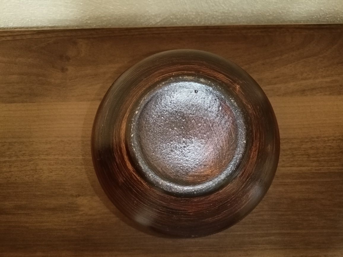 Brązowy wazon ok. 15 cm