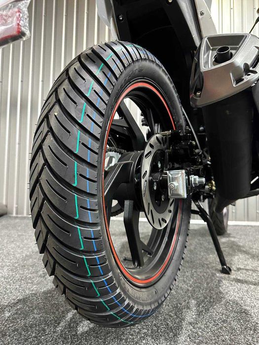 Новий мотоцикл Spark SP200R-30