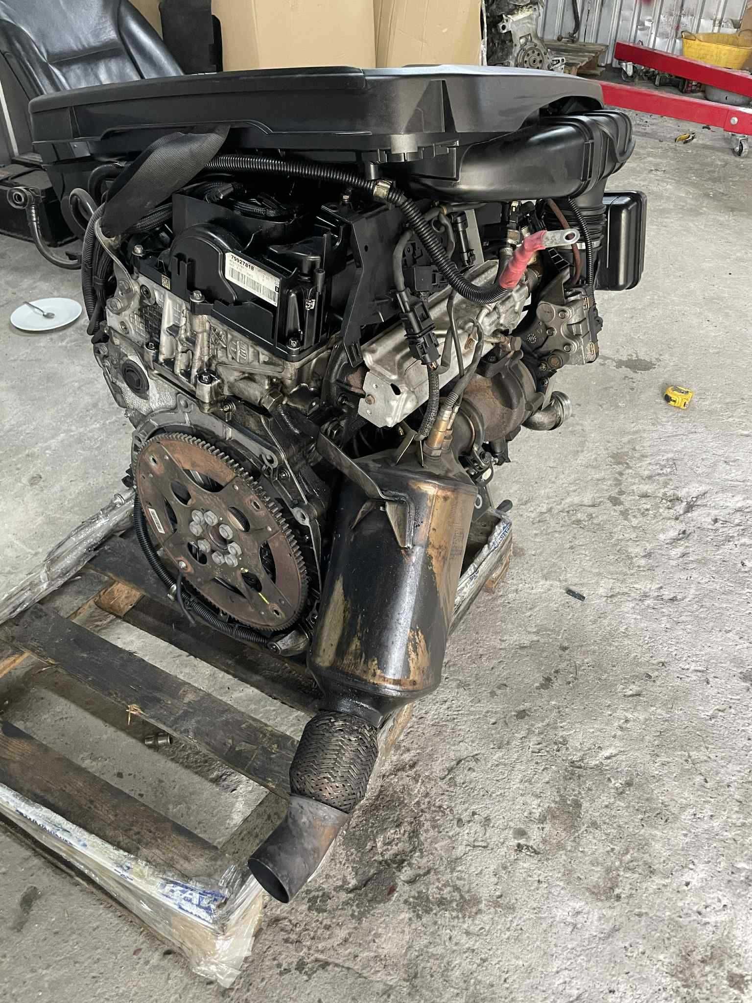 Silnik N47D20C bmw f10 520d Skrzynia 8hp45