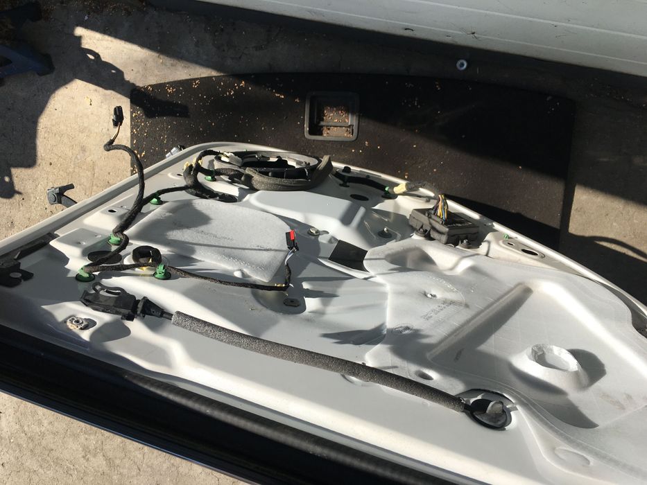 Drzwi lewy tył lewe tylne Ford Kuga mk2 vignale biała perła