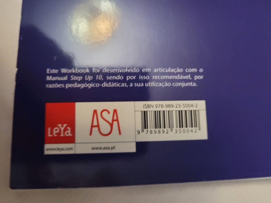 Caderno de actividades Inglês Step up 10°ano