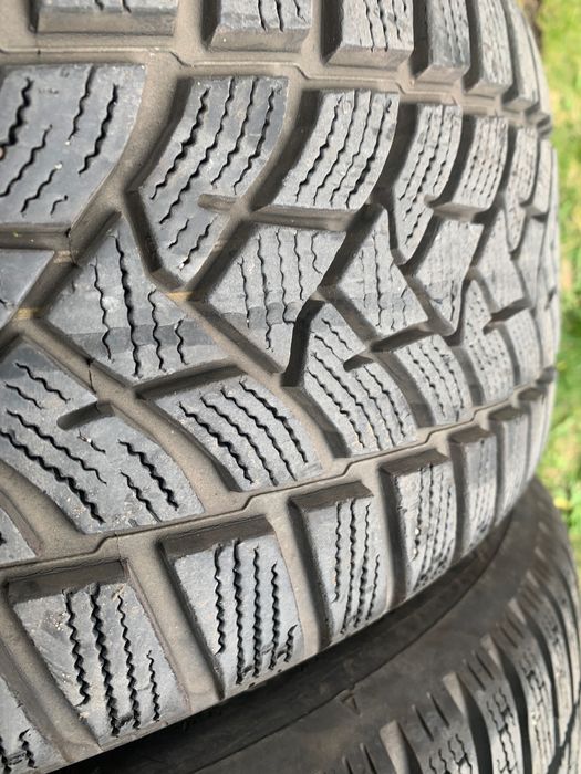 4 opony zimowe 215/55 R16 93H Dunlop Winter Sport 5