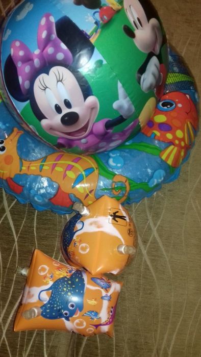 Zestaw dmuchańców: rękawki,koło,piłka plażowa dla dzieci