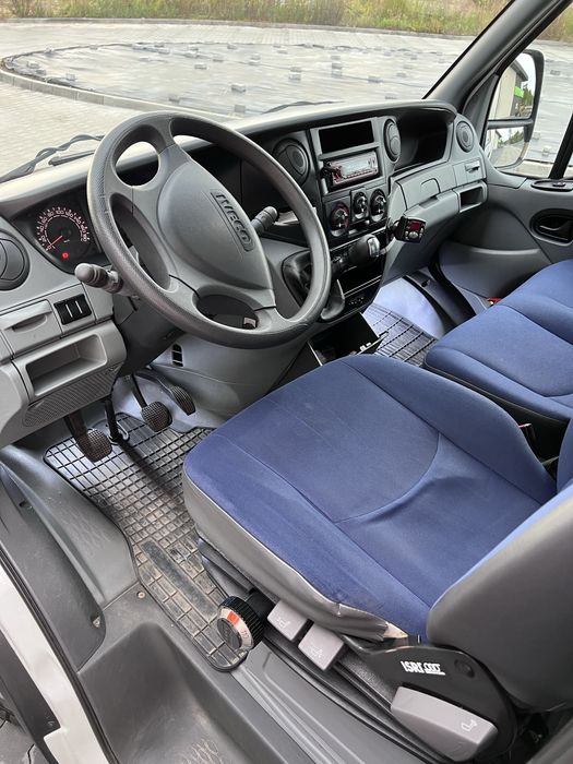 Iveco Daily 35s12 chłodnia izoterma FV23%