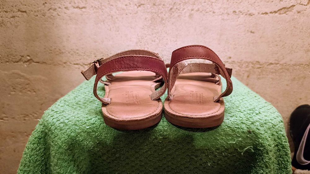 Damskie sandały TIMBERLAND EK HARBORVIEW Y-STRAP r.40,5 skóra stan bdb