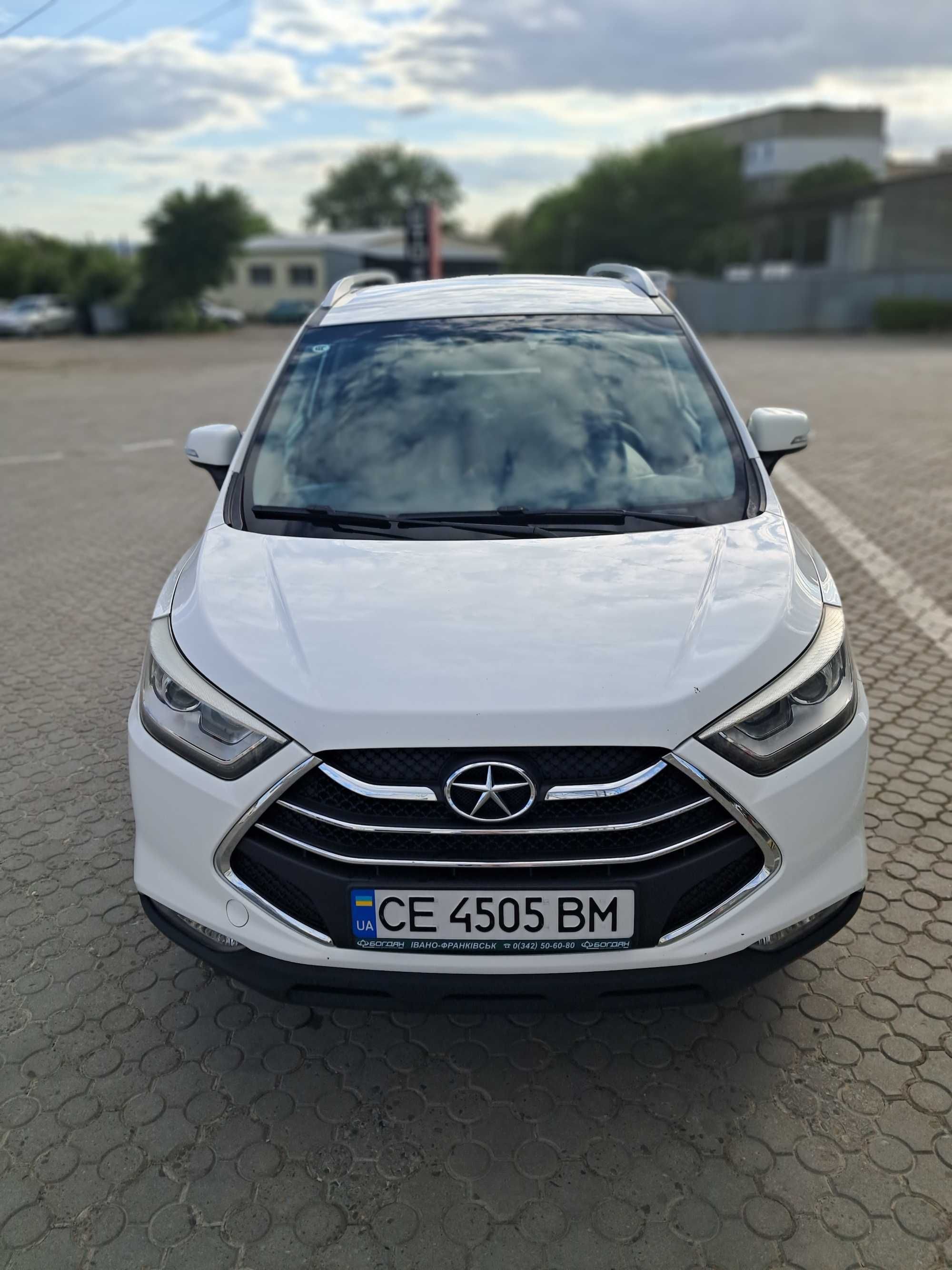 Продається автомобіль JAC S3 2015