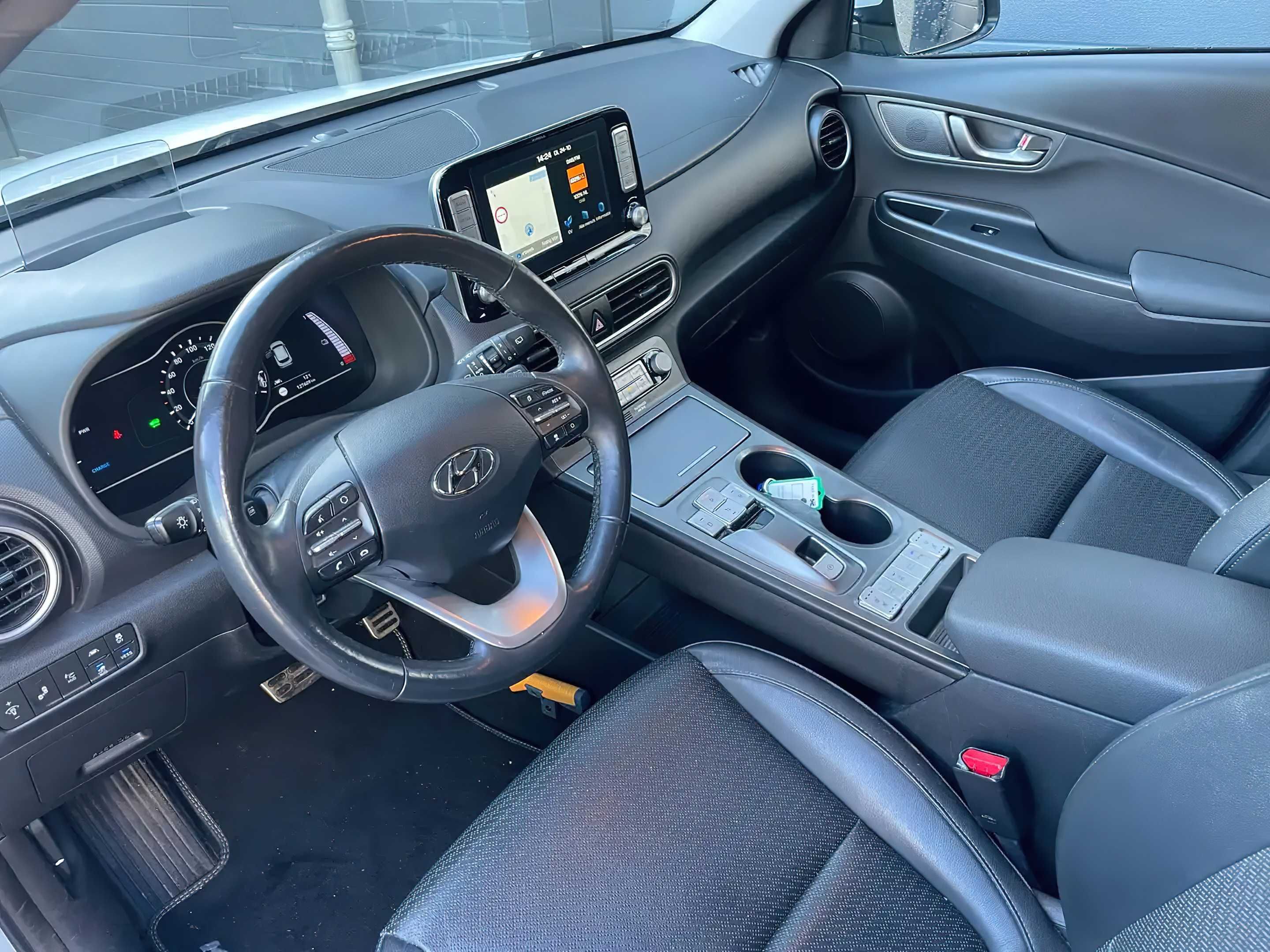 Hyundai  Kona 64 2018