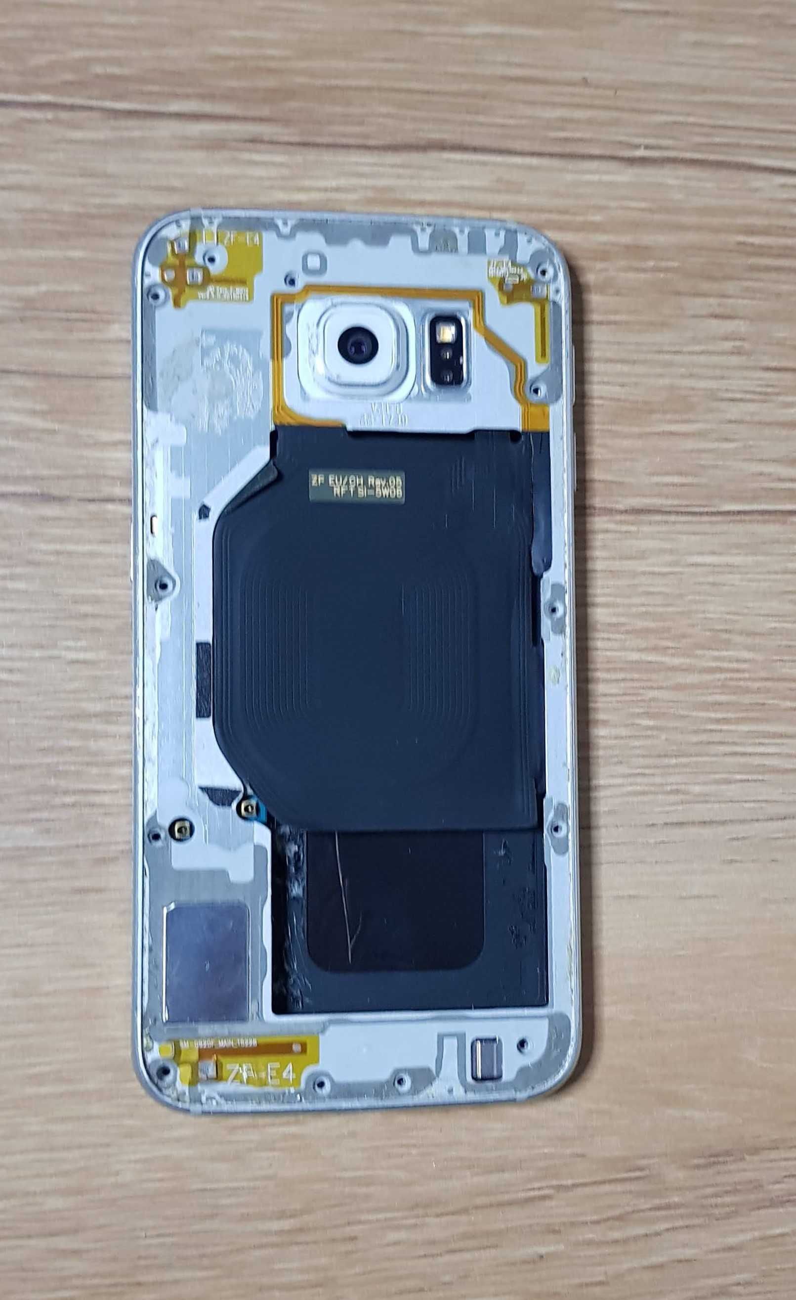 Biały samsung Galaxy S6 na części uszkodzony + nowy czarny ekran