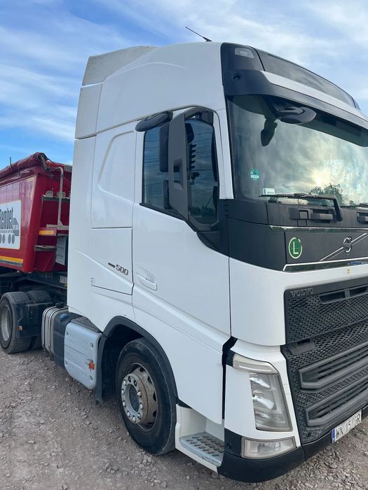 Volvo FH500 4x2  Zestaw Volvo FH500 z naczepą Bodex KIS3B 26 m3